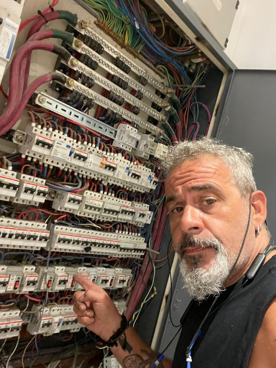 Tablero eléctrico grande